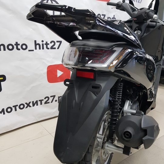 Скутер Vento MAX 200