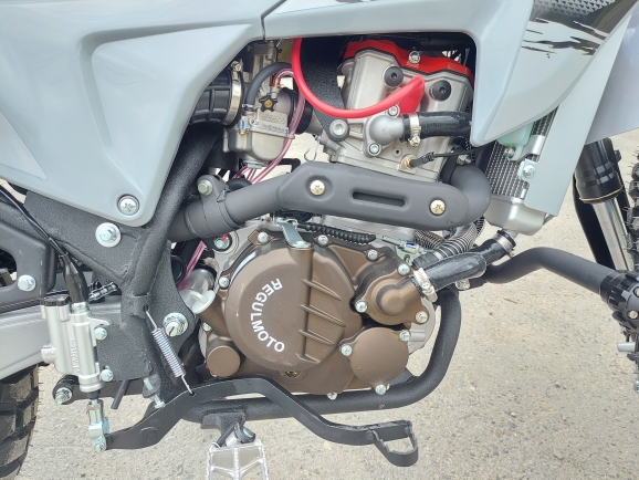 Мотоцикл Regulmoto TE PRO NB300