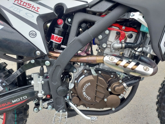 Мотоцикл Regulmoto CR-Z 300