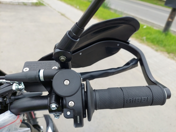 Мотоцикл Regulmoto CR-Z 300