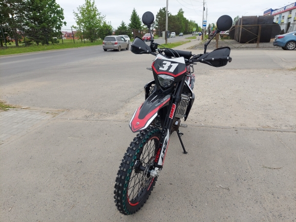 Мотоцикл Regulmoto CR-Z 300