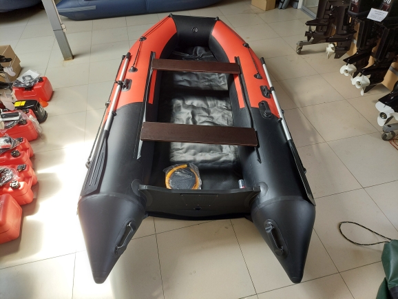 Лодка ПВХ ROGER BOAT Zefir 3300