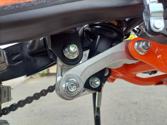 Мотоцикл Regulmoto ATHLETE PR 300 19/16, 5 передач