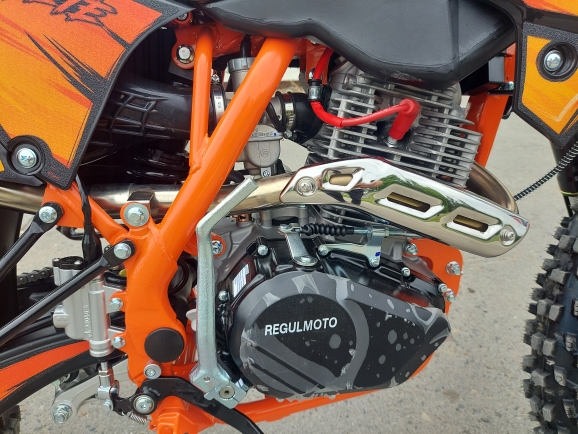 Мотоцикл Regulmoto ATHLETE PR 300 19/16, 5 передач