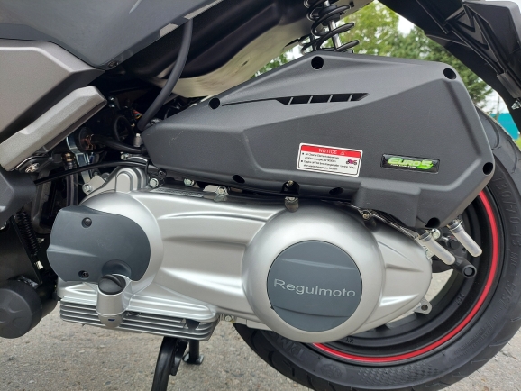 Скутер Regulmoto ELEMENT 300CC 4T EFI