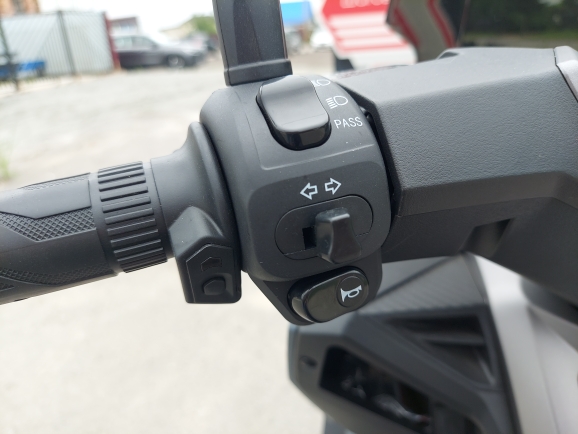 Скутер Regulmoto ELEMENT 300CC 4T EFI