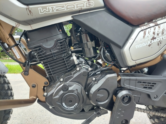 Мотоцикл Regulmoto WIZARD