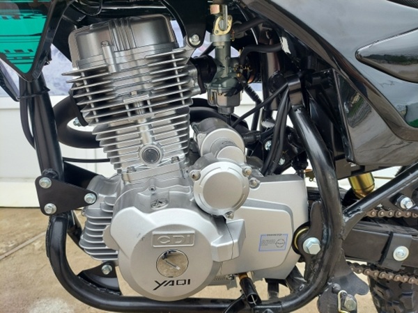 Мотоцикл Кроcс-Cпорт YQ250-7 172fmm (спортивный инвентарь)