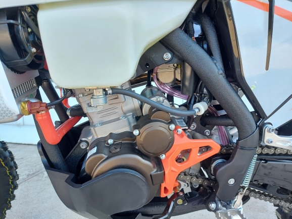 Мотоцикл Regulmoto Crosstrec NB350