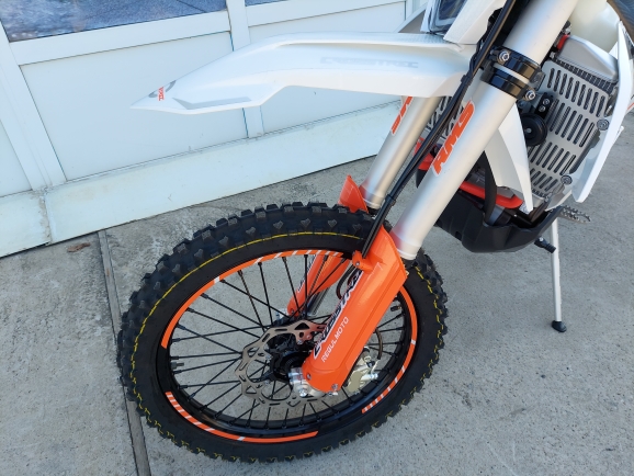 Мотоцикл Regulmoto Crosstrec NB350