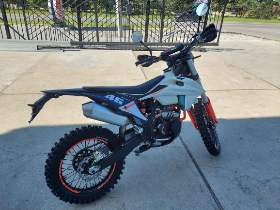 Мотоцикл Regulmoto Crosstrec NB350