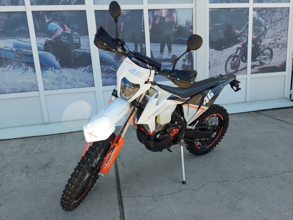 Мотоцикл Regulmoto Crosstrec NB350