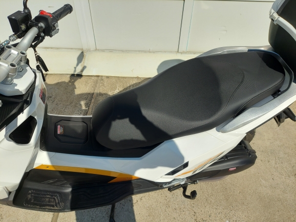 Скутер ADV-R BR