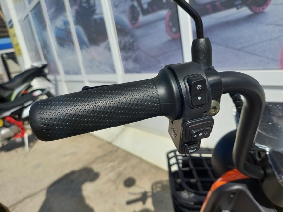 Электроскутер Kugoo EC 03