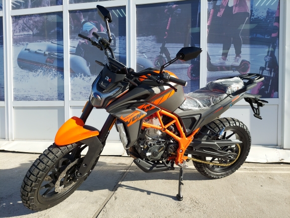 Мотоцикл Regulmoto VENOM