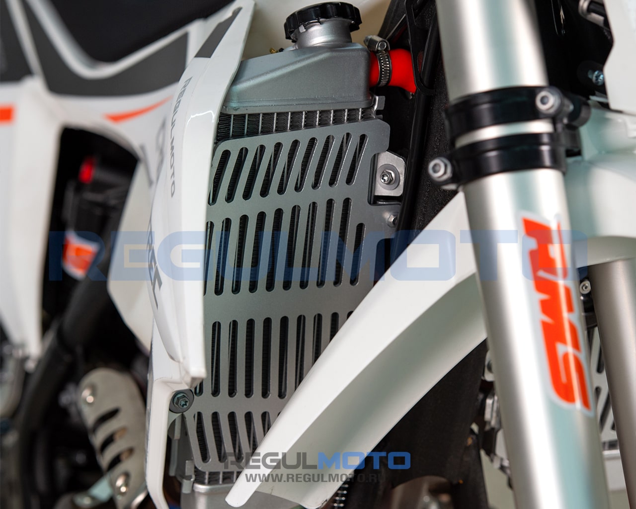 Мотоцикл Regulmoto Crosstrec 300
