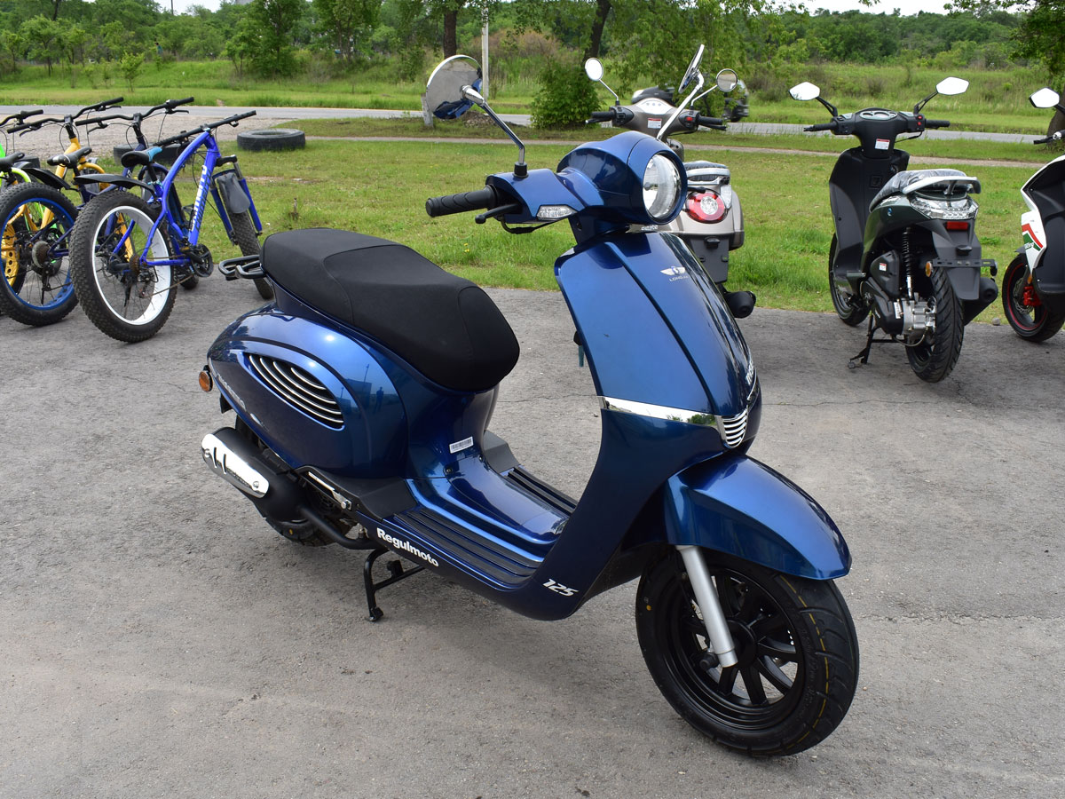 Скутер Regulmoto INSETTO 125 инжектор (LJ125T-2V) EFI