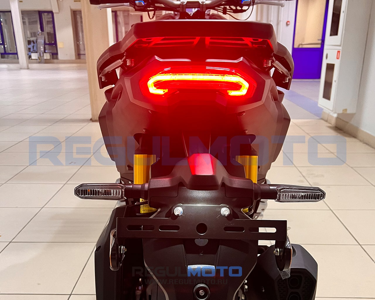 Скутер Regulmoto XDV PRO 300CC (LJ300T-18) EFI